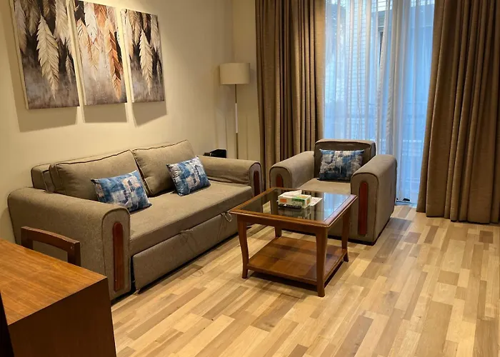 Uds Villa Scandinavian - Next To Vfs, Walking To Connaught Place
